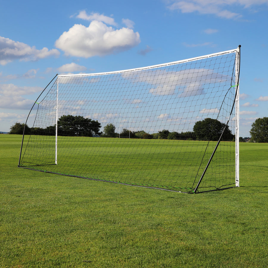 But de football transportable KICKSTER 500 x 200 cm