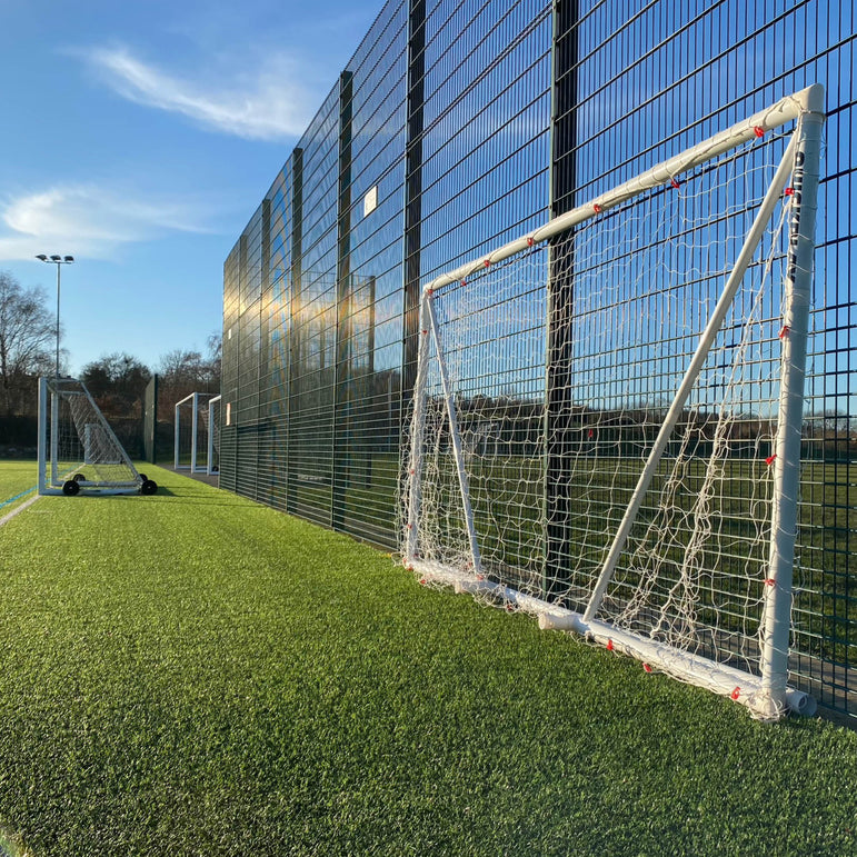Q-FOLD But de football pliable 300 x 200 cm