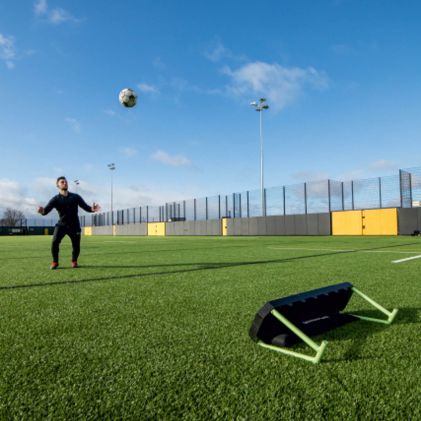 Planche de rebond de football REPLAY Station