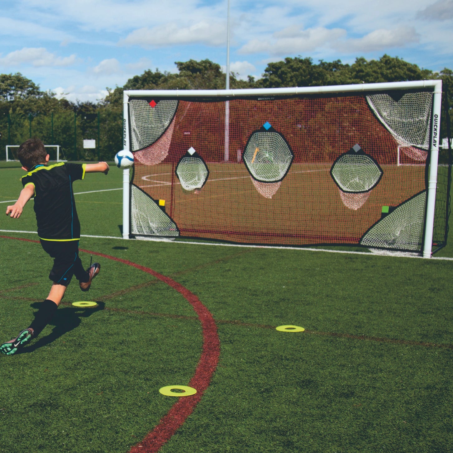 Filet cible TARGET 500 x 200 cm pour buts de football (but non inclus)