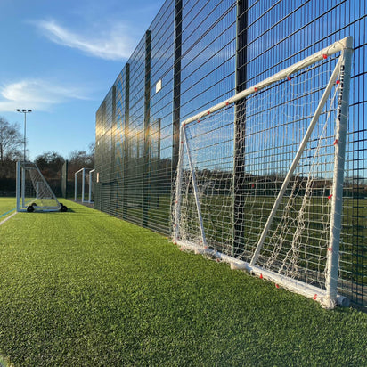 Q-FOLD But de football pliable 500 x 200 cm