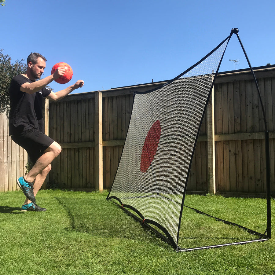Rebondisseur de football SPOT 240 x 150 cm