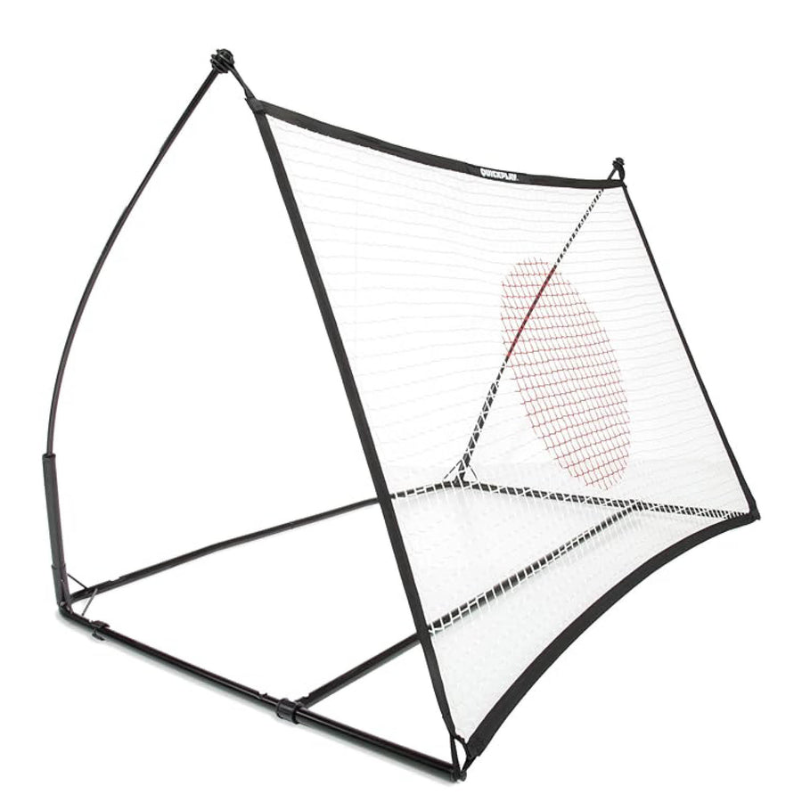 Rebondisseur de football SPOT 150 x 100 cm avec cadre noir et filet blanc à cercle cible rouge, sur fond blanc.